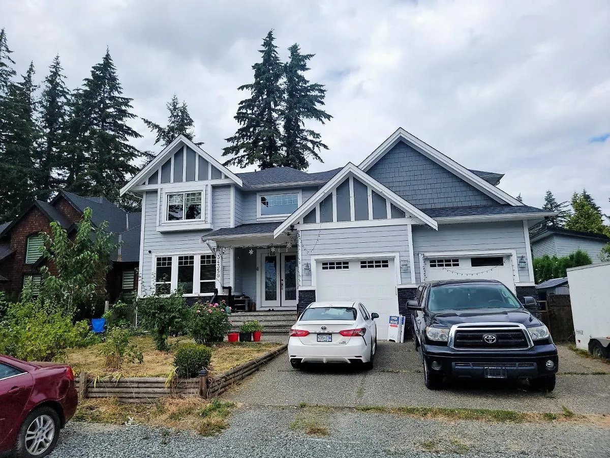 Guest house Oscar Inn & 2Bd Family Suite Or Private Room Abbotsford Canada