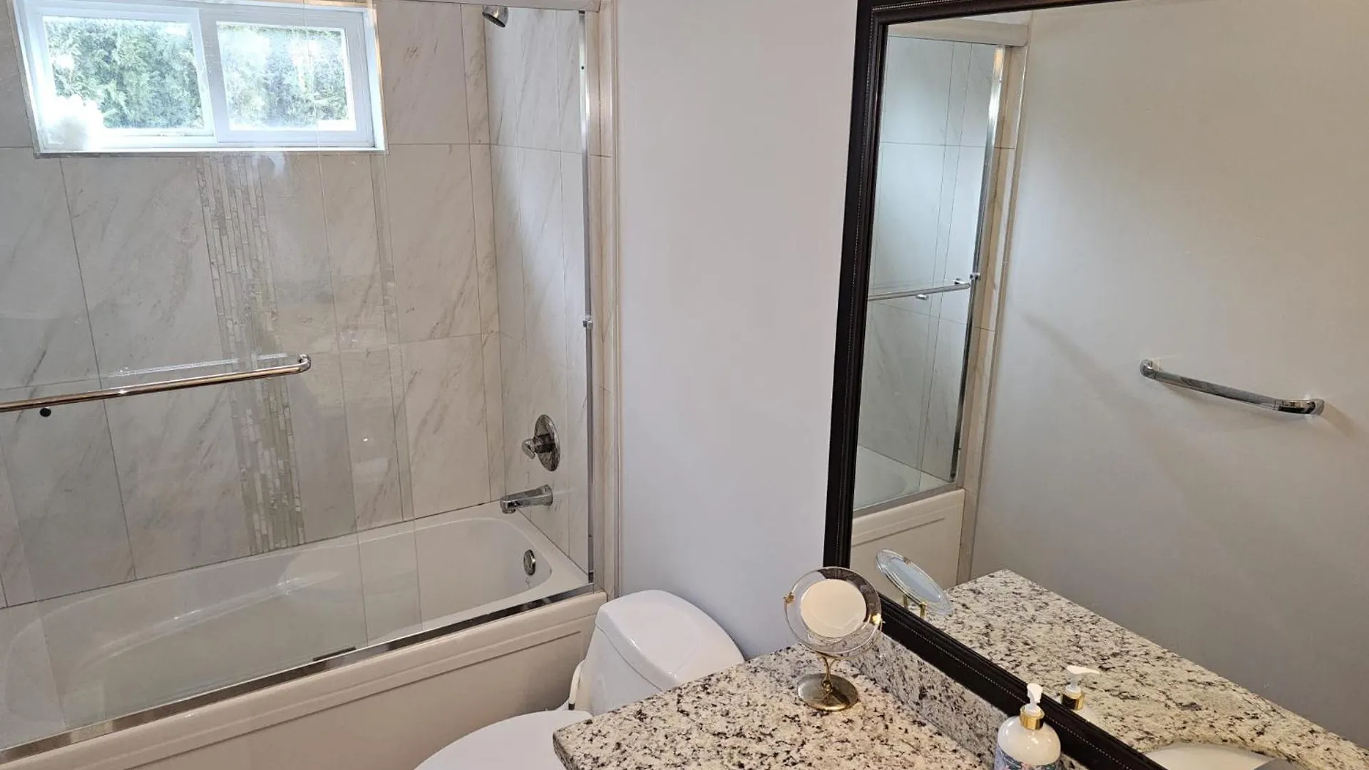 Oscar Inn & 2Bd Family Suite Or Private Room Abbotsford Canada